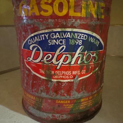 Delphos 1 gallon gas can
