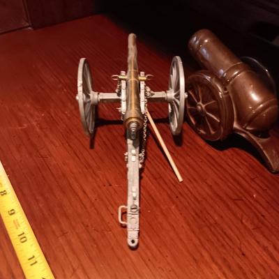2 METAL MODEL CANONS AND 1 CERAMIC CANON