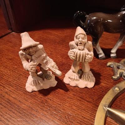 SMALL COLLECTIBLES