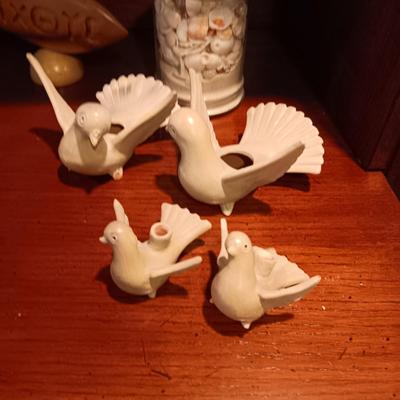 SEASHELLS, GLASS FISH AND MORE