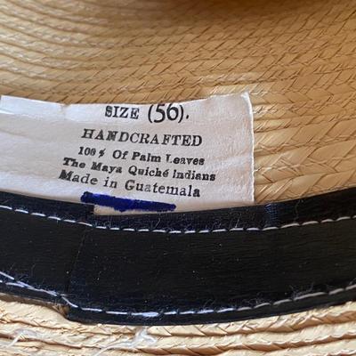 LADYS HAT, HAND BAG, UMBRELLA, COIN PURSES/MAKE-UP BAGS