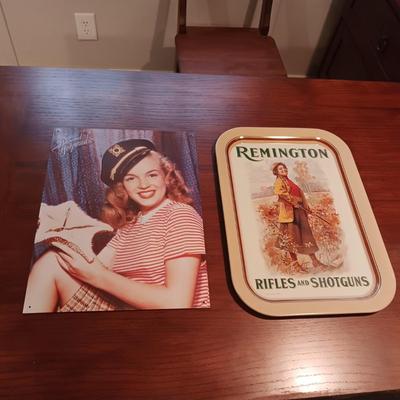 REMINGTON TRAY AND TIN SIGN