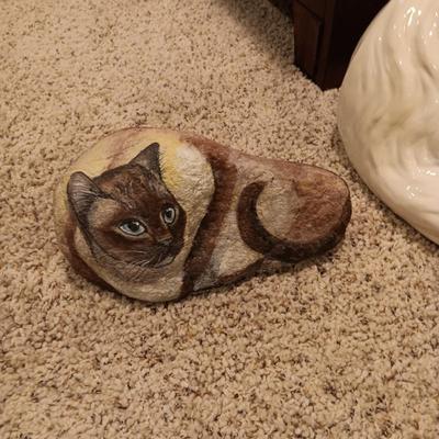 CERAMIC CAT AND BASSET HOUND PUPPY PLUS A HAND PAINTED CAT ON A ROCK
