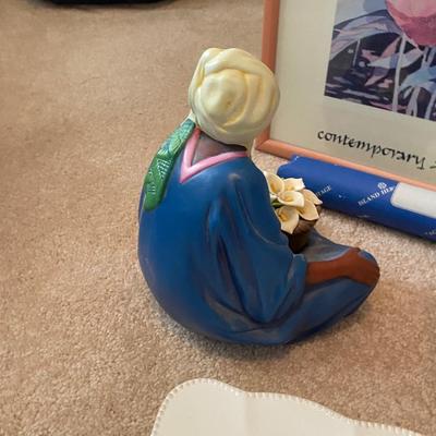 WALL ART, RADIO CONTROLLED CLOCK, MYSTERY POSTER, AND MORE!