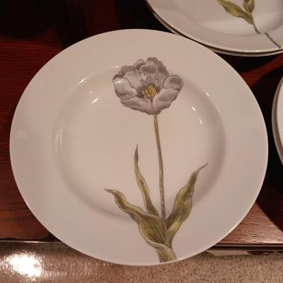BEAUTIFUL FITZ AND FLOYD ASIAN THEMED CHINA DINNERWARE
