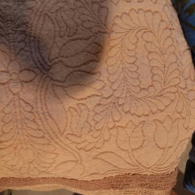 2 LIGHTWEIGHT BEDSPREADS AND A WOOL BLANKET