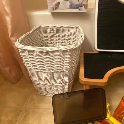 SQUATTY POTTY, PILL CONTAINER, SHOWER CURTAIN, TAYLOR SCALE AND MUCH MORE!