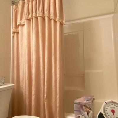 SQUATTY POTTY, PILL CONTAINER, SHOWER CURTAIN, TAYLOR SCALE AND MUCH MORE!