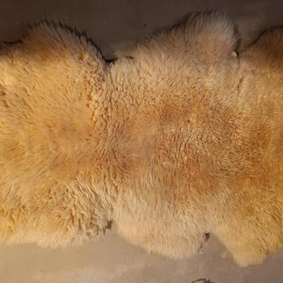 LONG GENUINE SHEEPSKIN