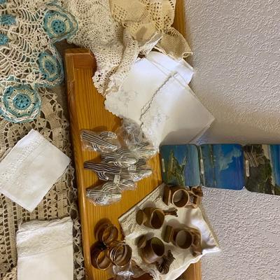 UNIQUE NAPKIN RING HOLDERS, DOILIES AND OTHER TABLE LINENS