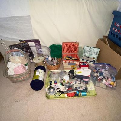 LARGE LOT OF SEWING NOTIONS