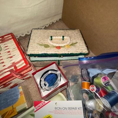 LARGE LOT OF SEWING NOTIONS