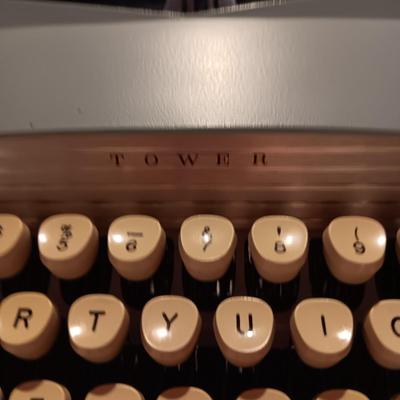 BABY BLUE TOWER MANUAL TYPEWRITER IN A CASE
