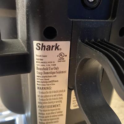 SHARK ROTATOR BAGLESS VACUUM W/UPHOLSTERY ATTACHMENT