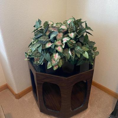 MID-CENTURY OCTAGON END TABLE & FAUX FOLIAGE