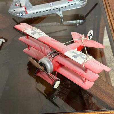 MODEL SHIPS, HELICOPTER AND PLANES