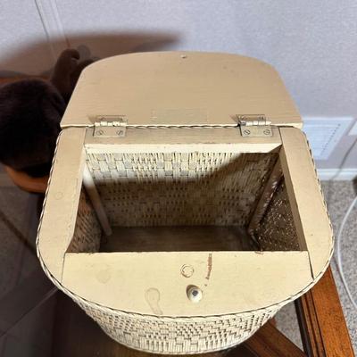 VINTAGE PLUSH CAT, CHILD'S PLAY CLOTHES HAMPER AND A PLUSH WALL HUNG MOOSE HEAD