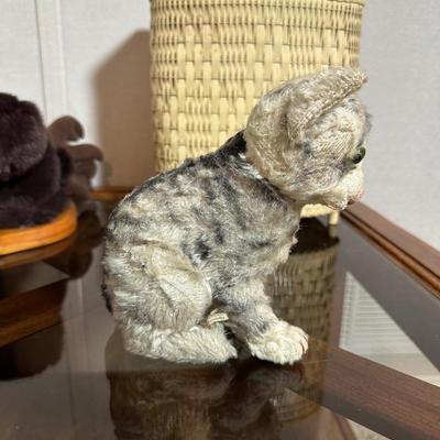 VINTAGE PLUSH CAT, CHILD'S PLAY CLOTHES HAMPER AND A PLUSH WALL HUNG MOOSE HEAD