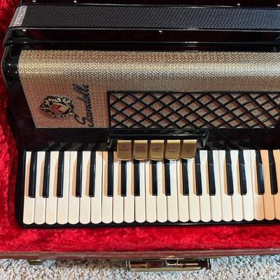 SCANDALLI ACCORDION MADE IN ITALY