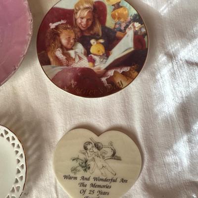 Glassware and knickknacks