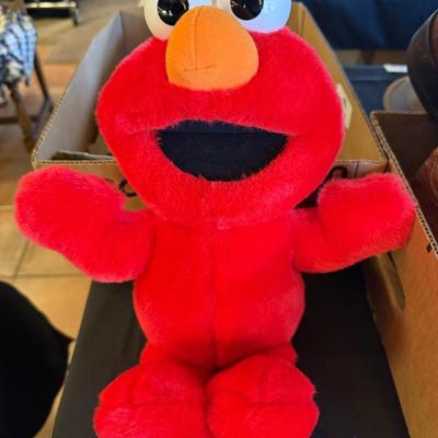 Tickle Me Elmo Doll - Working Vintage Toy
