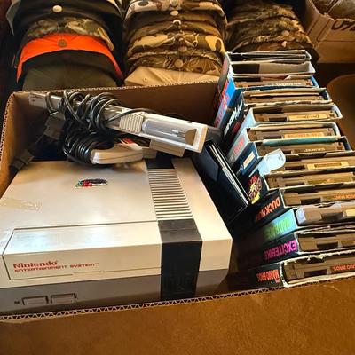 Nintendo NES system w/console, 1 gun, 11 games +