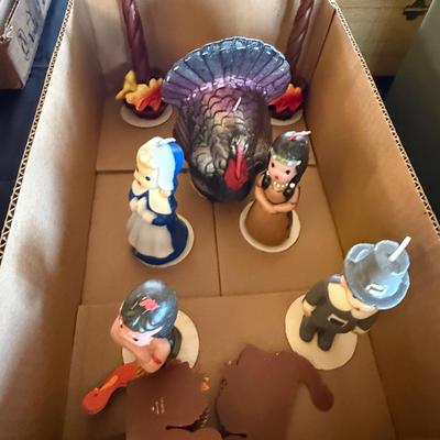 Box of 7 Vintage Thanksgiving Candles