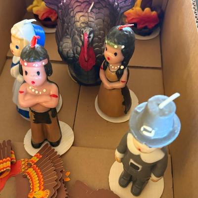 Box of 7 Vintage Thanksgiving Candles