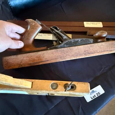 6 Vintage Wood Planers & hand tools