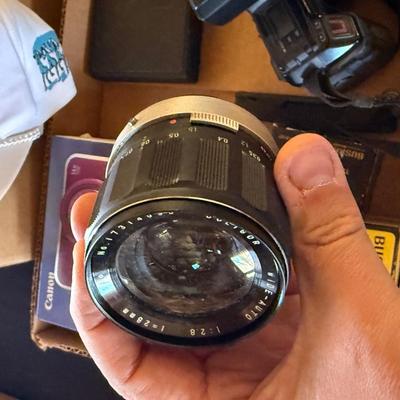 Vtg Minolta Maxum 35mm camera/Canon digital camera/filters/1 lens
