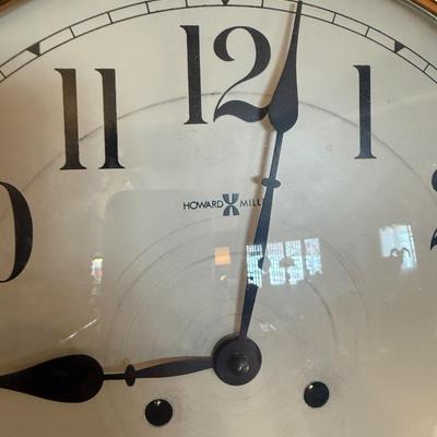 Howard Miller pendulum regulator style Wall Clock - Works & Chimes