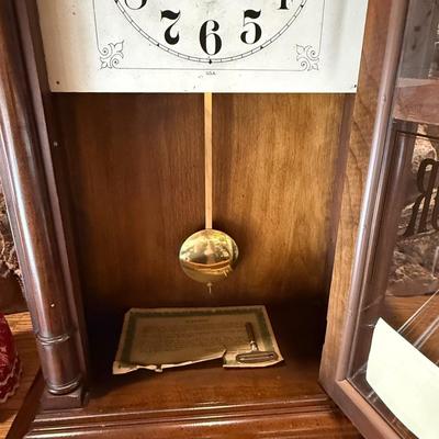 Howard Miller Regulator wood case mantle clock