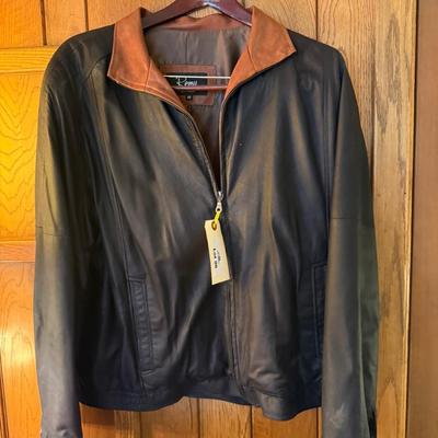 Remy soft leather size 48 black & brown jacket
