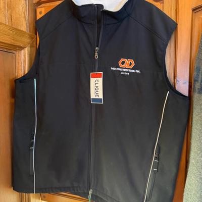 Brand new Q & D Construction Vest by Clique in XL