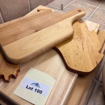 Lot of Wood Cutting Boards & Wooden bowls in various sizes