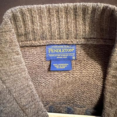 Gray & Blue Lambswool Pendleton zip up sweater in XL