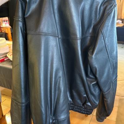 Black XL Burks Bay Leather Coat w/National Auto Museum patch