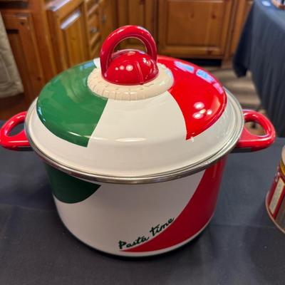 Pasta Time pasta cooking maker - NEW