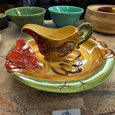 Ceramic Turkey themed Platter & Gravy Boat