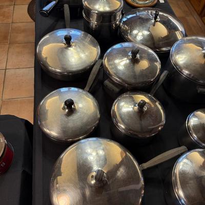 Sale Photo Thumbnail #475: Really nice vintage metal pot & pan set & all with lids