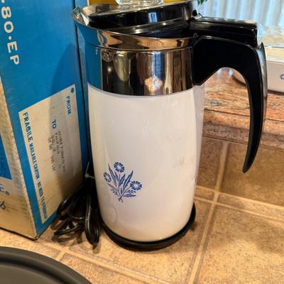 Corningware electric Percolator Coffee pot w/box & cord