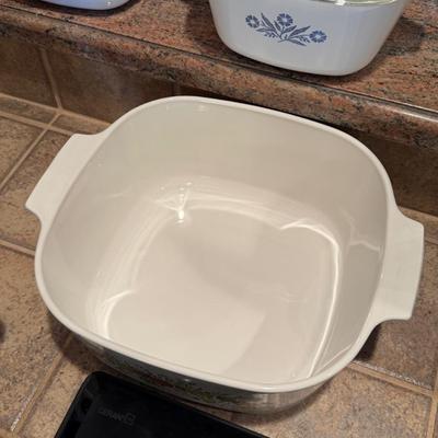 Large vintage Corningware deep casserole dish