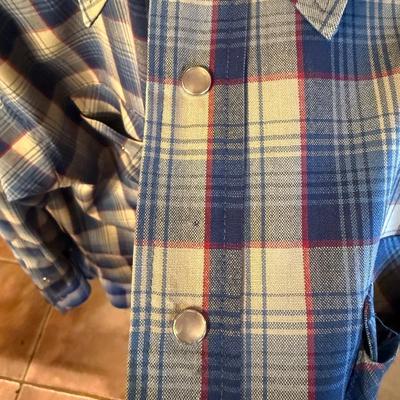 Pendleton XL Vtg. Blue/Red/Tan Men’s long sleeve shirt