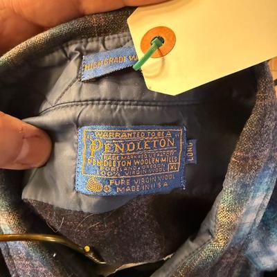 Pendleton XL Vtg. Wool Green/blue/white/gray pearl snapped