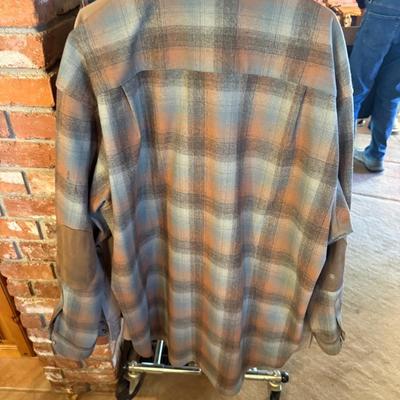 Pendleton XL Green/Tan/Gray Men’s long sleeve shirt