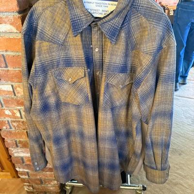 Pendleton XL Brown/Blue Canyon long sleeve w/pearl snaps