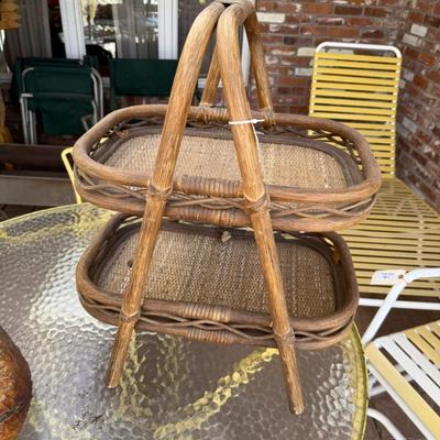 rattan 2 tier shelf / planter
