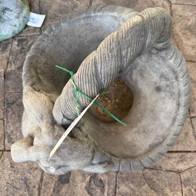 Cement/ceramic rabbit themed flower bucket/planter
