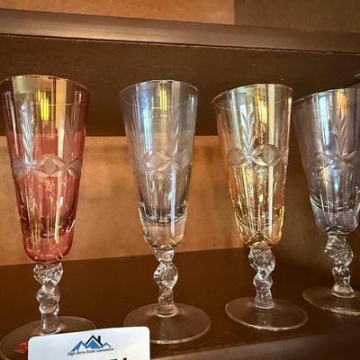 Set of 6 colored and etched crystal small flutes