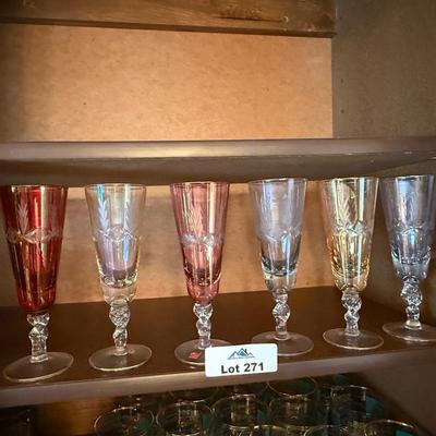 Set of 6 colored and etched crystal small flutes